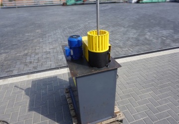 ОБЕДОВАЯ МАШИНА ДЛЯ ДЕРЕВЯННЫХ ШПИЛЬЕК, ЗВОНОЧНАЯ МАШИНА, ПРИКЛЕИВАЮЩАЯ МАШИНА