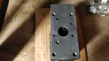 СЕКЦИЯ РАСПРЕДЕЛИТЕЛЯ SAUER-DANFOSS PVG 32 157B6238