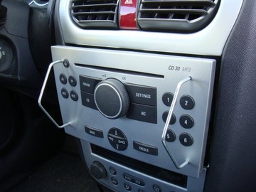 Экстрактор ключей магнитолы OPEL ASTRA H CORSA D 2DIN