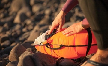 БЕЗОПАСНЫЙ ПЛАВАТЕЛЬНЫЙ БУЙ ДЛЯ ПЛАВАНИЯ