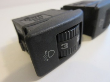 Переключатель регулировки освещения сиденья 1L0941333