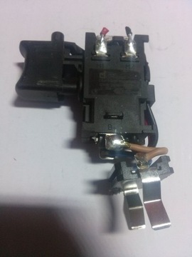 Włącznik Hitachi CGJ-3120 F 12V/20.1A