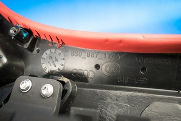 LOKETNÍ OPĚRKA DVEŘE AUDI TT TTS 8S 8S0867174A