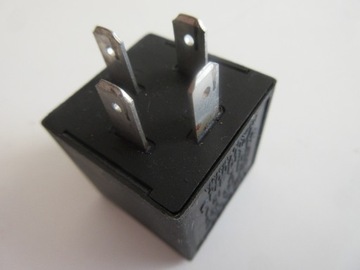 Реле 72 VW Audi Skoda 191955529