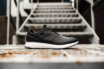 ADIDAS ULTRABOOST
