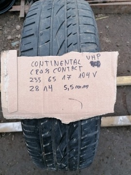Continental Cross Contact UHP 235 65 17 104V