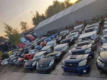 Toyota Yaris II, передняя стойка, крыша, переднее стекло