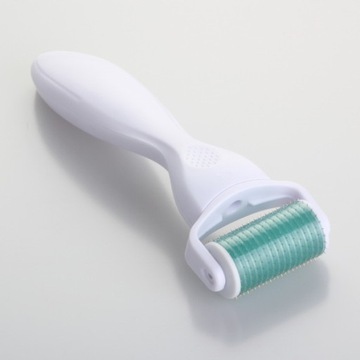CELLULIT ROZSTĘPY Body Derma Roller 400 igieł 1mm