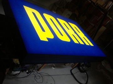 световая реклама большого формата 400х80см.