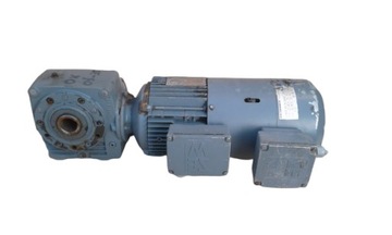 Motoreduktor 20/40obr. 0,44/0,88kw .OŚ-35mm