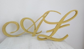 Инициалы Буквы для свадебного стола жениха и невесты в разных цветах.