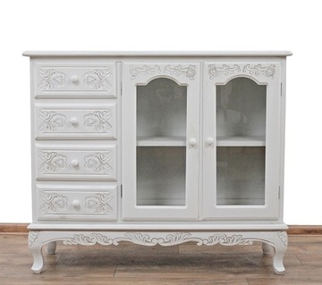 НОВАЯ СТИЛЬНАЯ КЛАССИЧЕСКАЯ ВИТРИНА