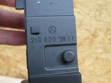 +E5 MERCEDES W210 W202 SPÍNAČ VYHŘÍVANÉ SEDADLA
