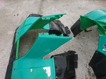 Kawasaki KLF 300 пластик пластик