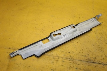 КРЫШКА СТОЙКИ ЛЕВАЯ S-LINE A4 B6 8E9868631