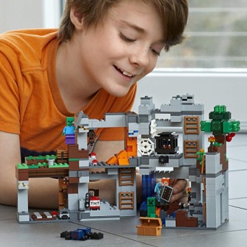 LEGO MINECRAFT 21147 Приключения на скале