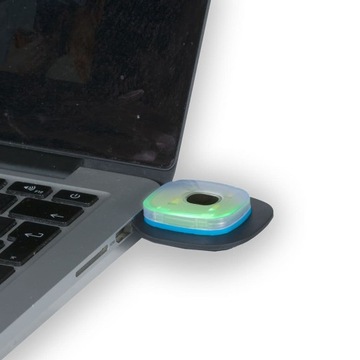 PORTWEST ЗИМНЯЯ ШАПКА СО СВЕТОДИОДНЫМ ФОНАРЕМ USB B029