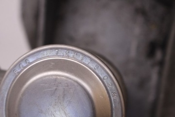 КРЫШКА ПАТРУБКА С EGR VW GOLF IV 2.0 B 06A133228N