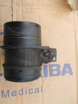 VW PASSAT B6 3C0 05-10r Przepływomierz 0281002461