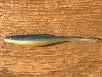 GUMA REALISTIC SHAD MATUSIAK KIEŁB 12 024 JASKÓŁKA