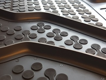 КОВРИКИ НАпольНЫЕ RENAULT MASTER.III REZAW-PLAST 201918