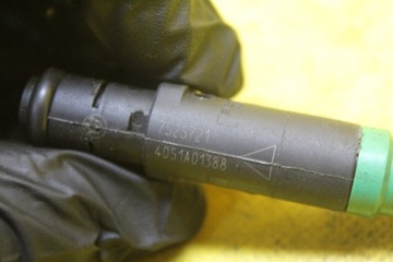 ИНЖЕКТОР BMW E60 4.4 B 7525721