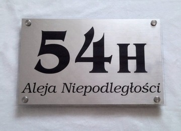 Адресная табличка с гравировкой. Номер дома. штаб-квартира