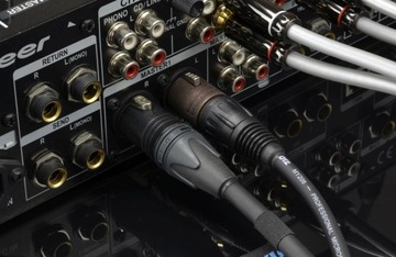 NEUTRIK NE8FDP-B RJ45 Панельная розетка Ethercon c