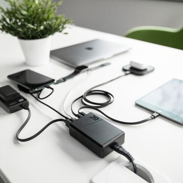Сетевое зарядное устройство Green Cell GC ChargeSource 5 мощностью 52 Вт с функцией быстрой зарядки