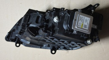 7P1941032 VOLKSWAGEN TOUAREG SVĚTLO PRAVÁ BIXENON