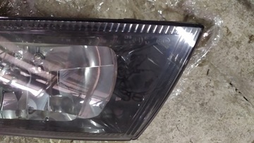 MITSUBISHI CARISMA 2000 03 ФАРА ТЕМНАЯ ЛАМПА