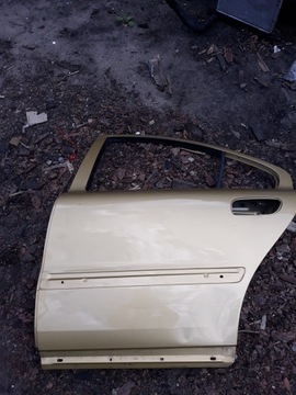 VOLVO S60 DRZWI LEWE LEWY TYŁ TYLNE 451-46