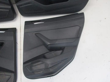 Обивка задней двери VW POLO 2G0