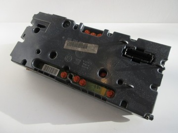 Счетчик часов VW Golf III Vent 1.6 1.8 1H6919033B