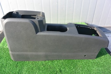 TUNEL ŚRODKOWY PODŁOKI DODGE JOURNEY FIAT FREEMONT