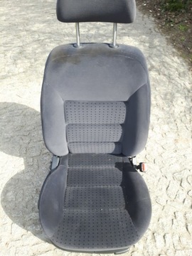 FOTEL PASAŻERA VW GOLF IV