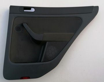 VW GOLF V PLUS BOCZEK DRZWI TYL PRAWY TAPICERKA
