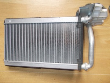 MITSUBISHI PAJERO III IV 3,2 3,5 3,8 RADIÁTOR