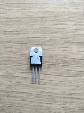 Стабилизатор напряжения LM7805 L7805CV, Arduino 2 шт