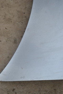 AUDI A4 B5 SEDAN VÍKO KUFRU KUFRU LY7W