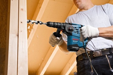 MŁOTOWIERTARKA GBH 3000 BOSCH + OSPRZĘT