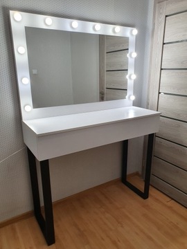 Туалетный столик для макияжа 120