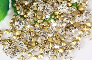 4 mm Kryształy górskie Crystal Clear 50 szt stożek