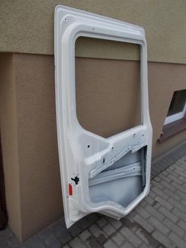 ДВЕРИ / ЛЕВ. — VOLVO FE / FL