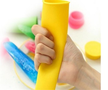 Силиконовая форма для водного мороженого и шербетов.