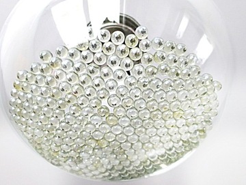 РАЗНОЦВЕТНЫЕ СТЕКЛЯННЫЕ ШАРЫ, ДЕКОРАТИВНОЕ ОХЛАЖДЕНИЕ НАПИТКОВ, БОЕПРИПАСЫ, 2 шарика.