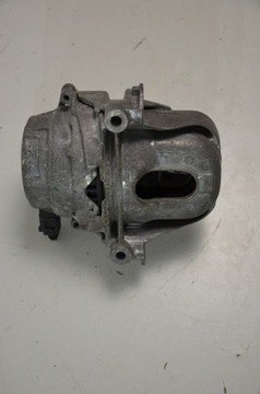 AUDI A8 4H ULOŽENÍ LOŽISKO MOTORU R+L 4M0199256AB