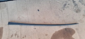 LISTWA SZYBY LEWA LUB PRAWA VW GOLF VII 1,6TDI