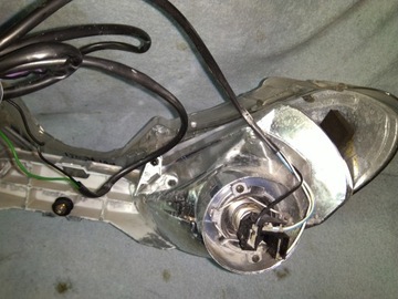 MALAGUTI MADISON R 125 2003 фонарь, передний отражатель