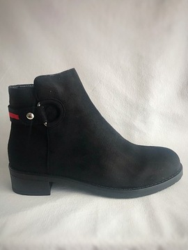 Черные ботильоны 36. Каблук 3,5 см.